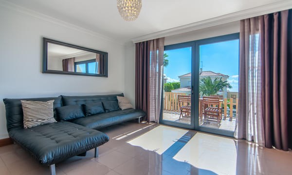 Townhouse For sale in El Madronal, Tenerife
