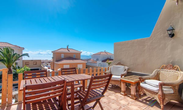 3 bed townhouse for sale in El Madronal