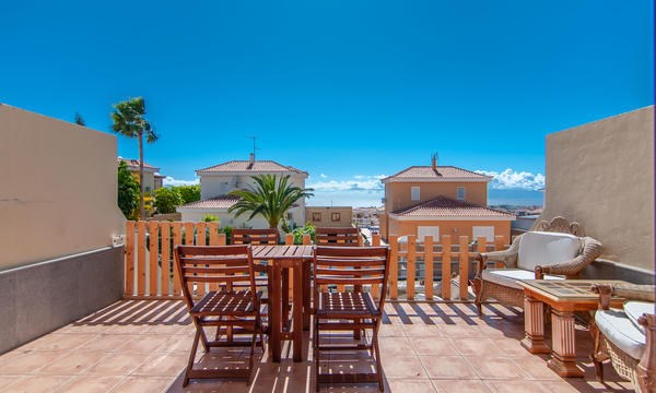 3 bed townhouse for sale in El Madronal