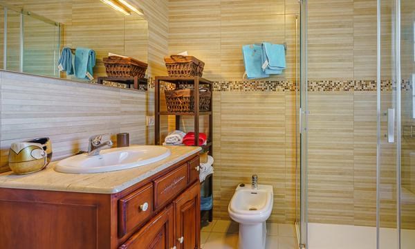 4 bed townhouse for sale in Playa de la Arena