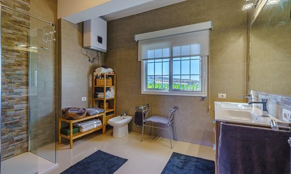 4 bed townhouse for sale in Playa de la Arena