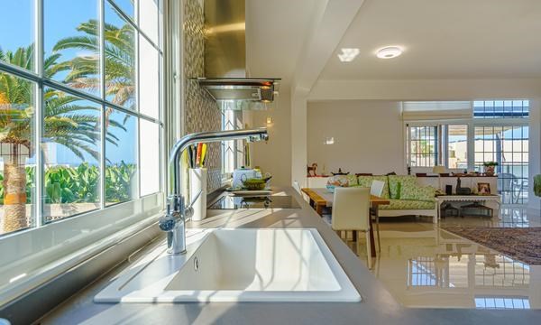 4 bed townhouse for sale in Playa de la Arena