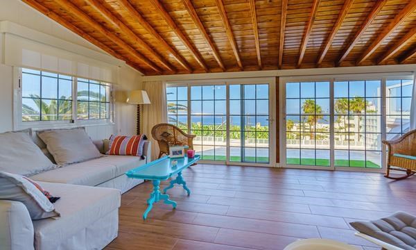 4 bed townhouse for sale in Playa de la Arena