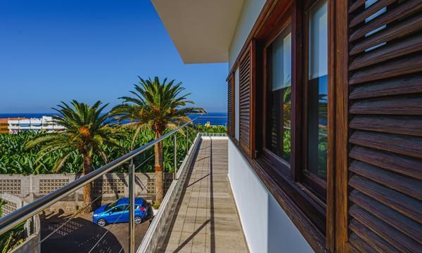4 bed townhouse for sale in Playa de la Arena
