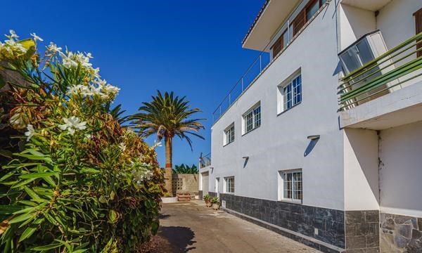 4 bed townhouse for sale in Playa de la Arena