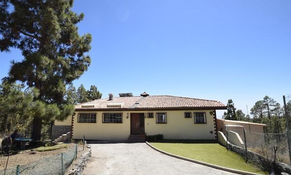 5 bed villa for sale in Vilaflor