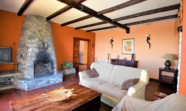 5 bed villa for sale in Vilaflor