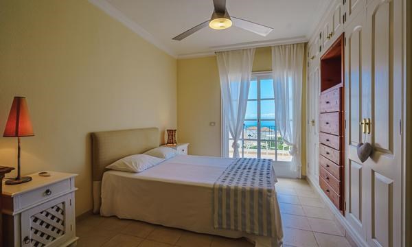 4 bed townhouse for sale in Torviscas Alto