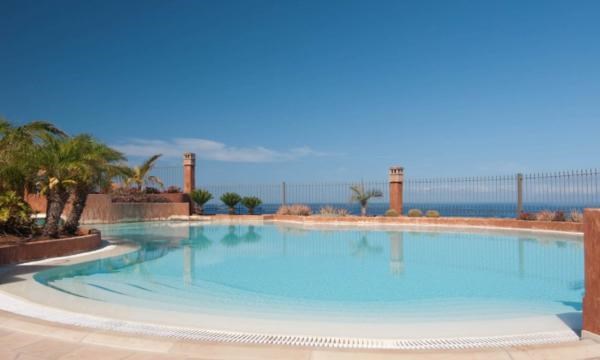2 bed apartment for sale in Bahia de Los Menceyes, Palm Mar