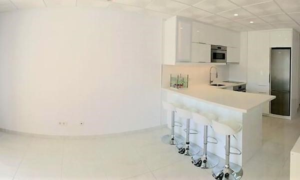 2 bed apartment for sale in Castle Harbour, Los Cristianos