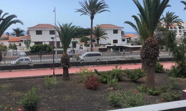 Apartment For sale in Costa del Silencio, Tenerife