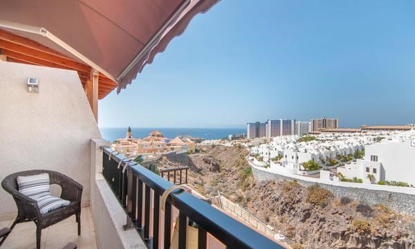 4 bed townhouse for sale in Playa Paraiso