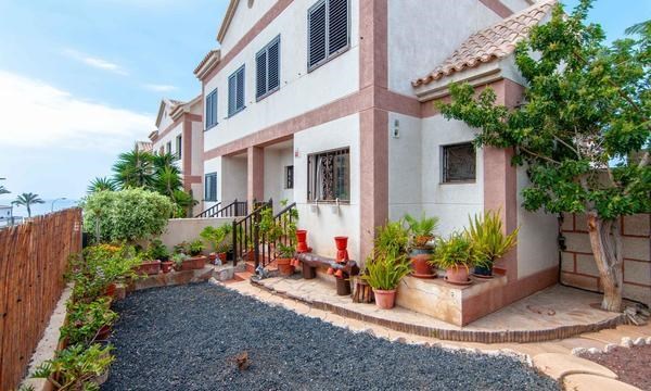 4 bed townhouse for sale in Playa Paraiso