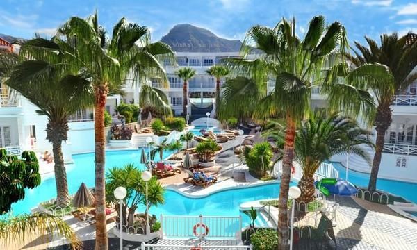 5 bed villa for sale in Fanabe