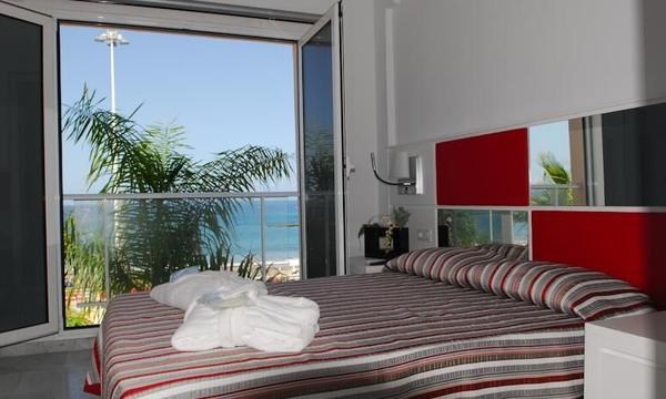 5 bed villa for sale in Fanabe