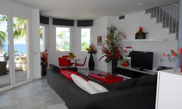 5 bed villa for sale in Fanabe