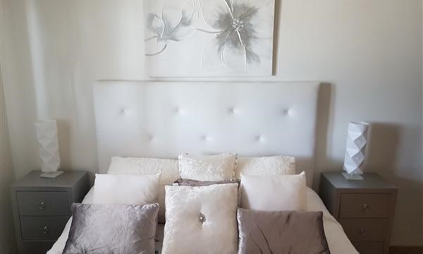 6 bed villa for sale in Guia de Isora