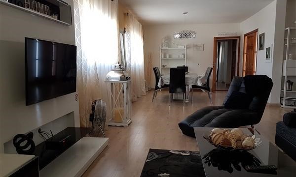 6 bed villa for sale in Guia de Isora