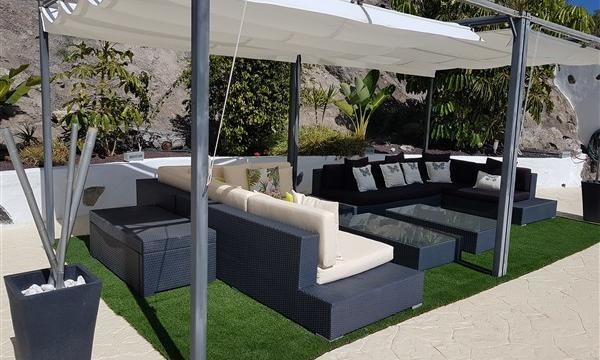 6 bed villa for sale in Guia de Isora