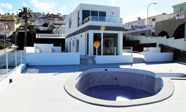 5 bed villa for sale in San Eugenio Alto