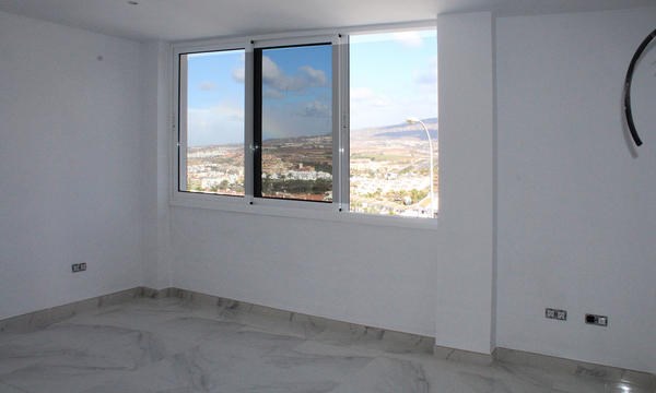 5 bed villa for sale in San Eugenio Alto