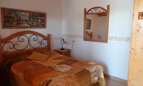 8 bed villa for sale in Callao Salvaje