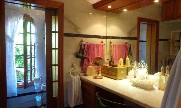 8 bed villa for sale in Callao Salvaje