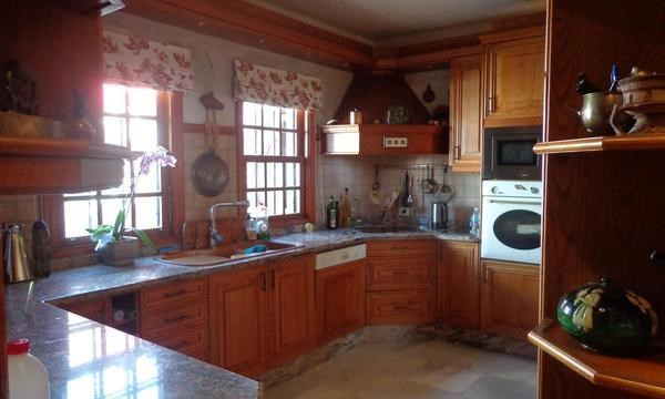 8 bed villa for sale in Callao Salvaje