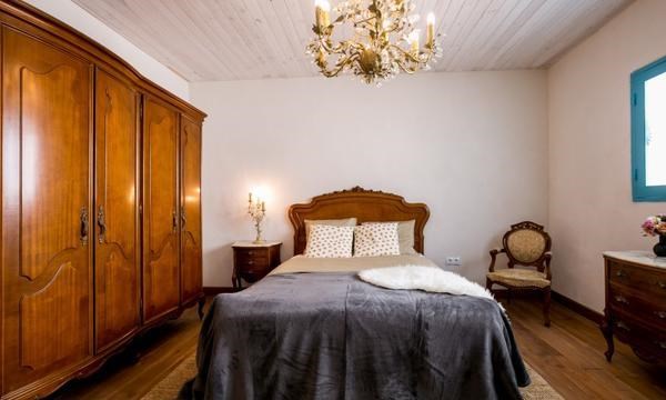 7 bed townhouse for sale in Chio