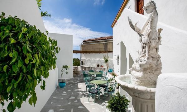 7 bed townhouse for sale in Chio