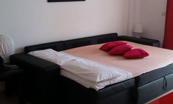 Apartment for sale in Malibu Park, San Eugenio Alto