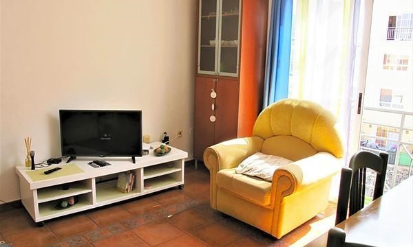 2 bed apartment for sale in Callao Salvaje