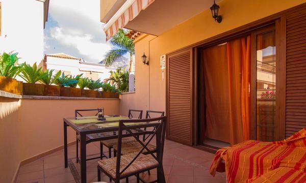 3 bed townhouse for sale in Villas del Duque, El Duque
