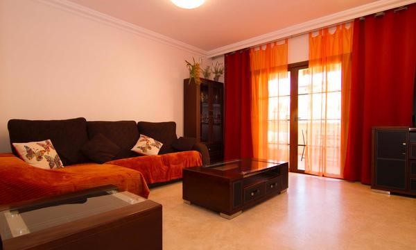 3 bed townhouse for sale in Villas del Duque, El Duque