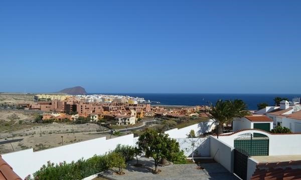 2 bed villa for sale in Alamos Park, Golf del Sur