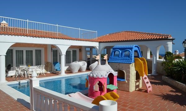 2 bed villa for sale in Alamos Park, Golf del Sur