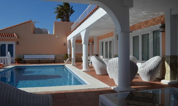 2 bed villa for sale in Alamos Park, Golf del Sur