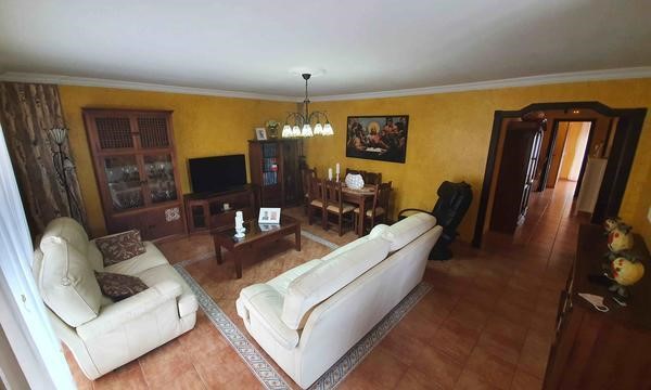 7 bed townhouse for sale in Callao Salvaje