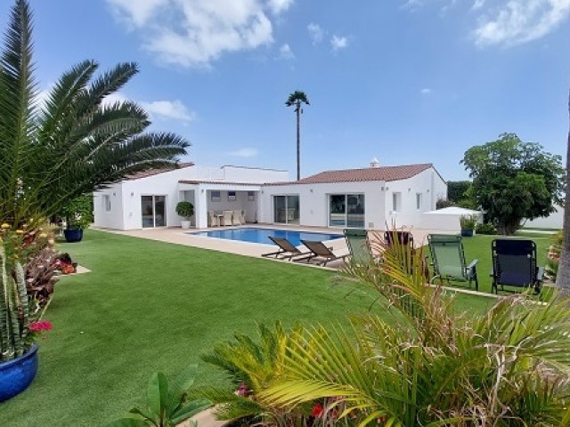 Villa For sale in Golf del Sur, Tenerife