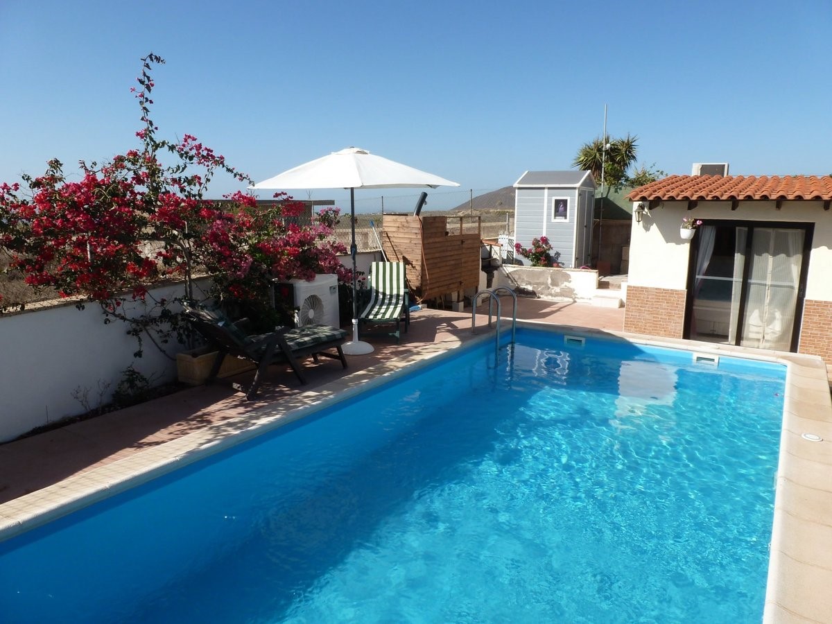 3 bed house for sale in Atogo