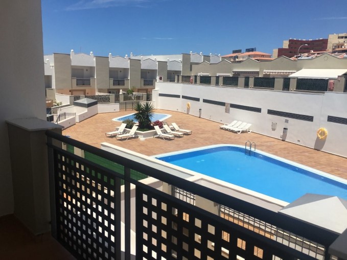 4 bed house for sale in Oasis de Fanabe, Playa  Fanabe