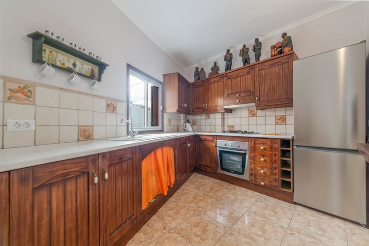 5 bed townhouse for sale in Aldea Blanca