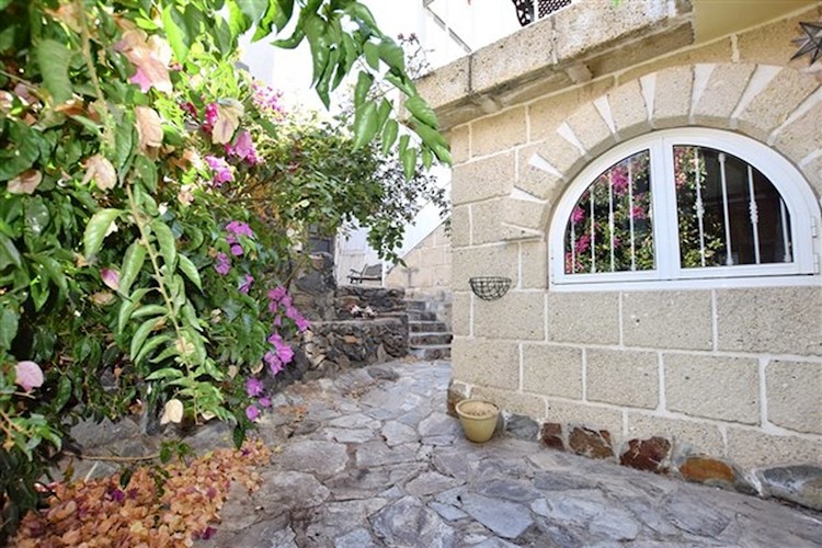 3 bed villa for sale in Taucho