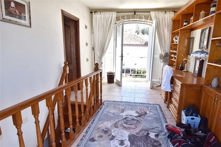 3 bed villa for sale in Taucho