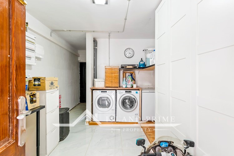 7 bed villa for sale in Chayofa