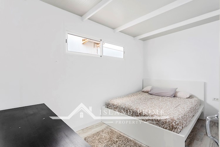 7 bed villa for sale in Chayofa