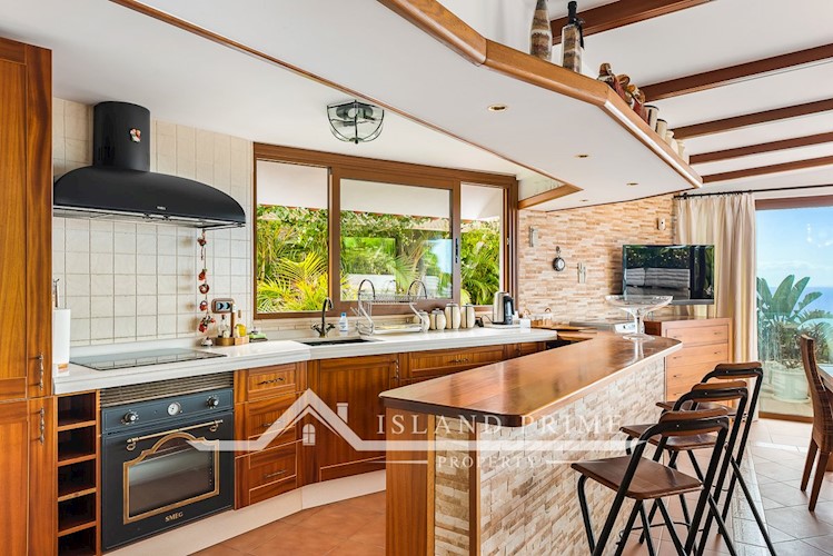 4 bed villa for sale in San Eugenio Alto