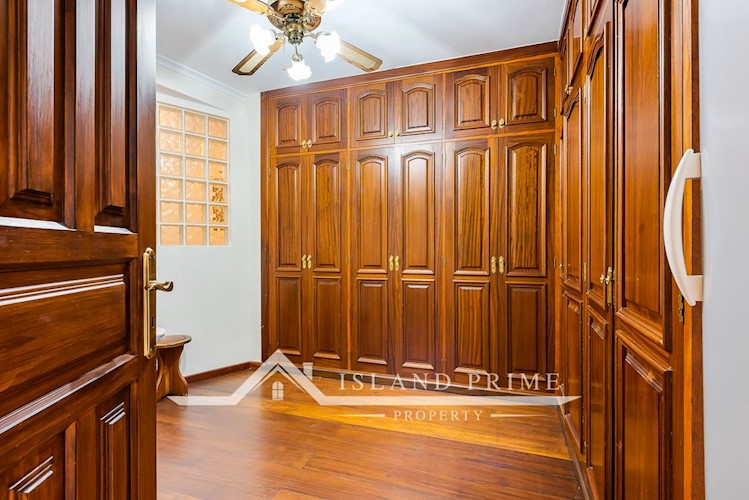 4 bed villa for sale in San Eugenio Alto