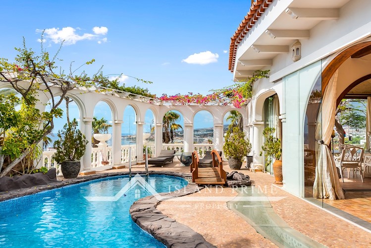 4 bed villa for sale in San Eugenio Alto