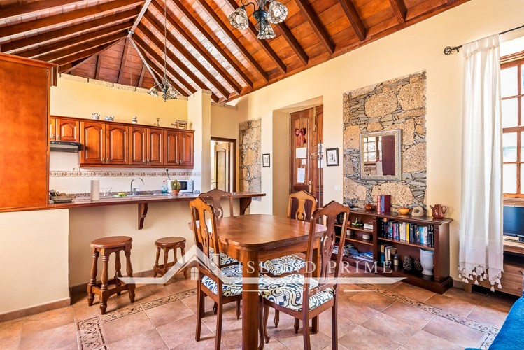4 bed canarian house for sale in Granadilla